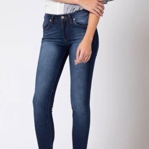 KanCan jeans NWT size 3